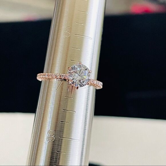 1.00CT Pave Ring Cubic Zirconias Rose Gold Plated size 7 - Picture 3 of 5